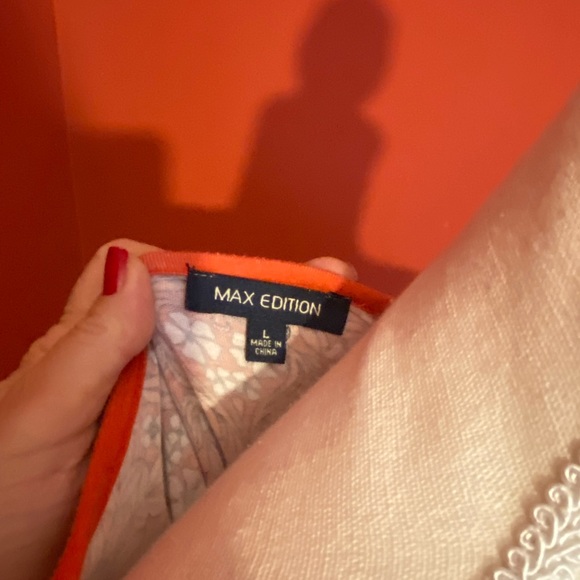 Max Edition Tunic - Picture 6 of 6